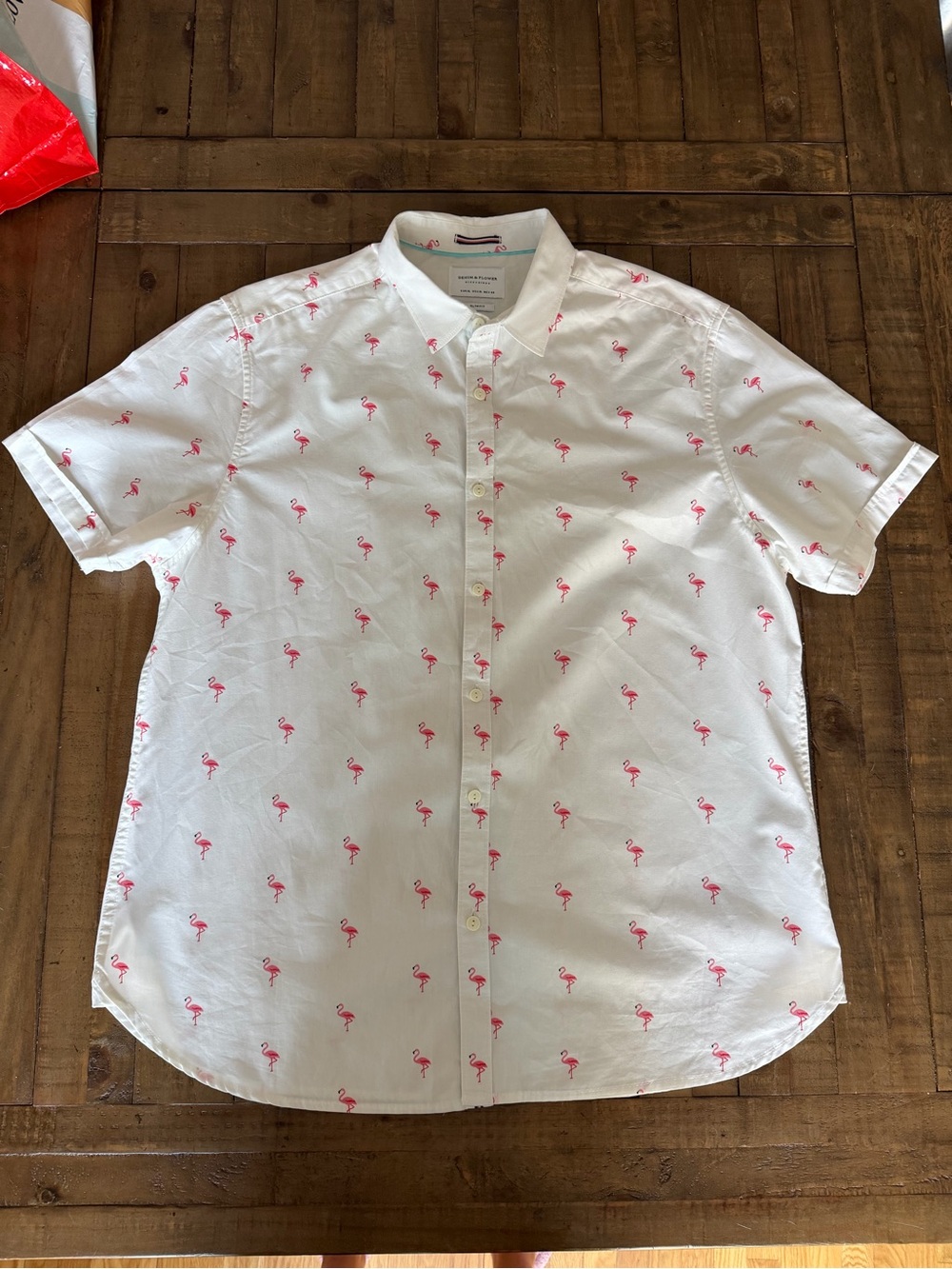 Denim & Flower White Short-Sleeve Button-Down with Pink Flamingo Print